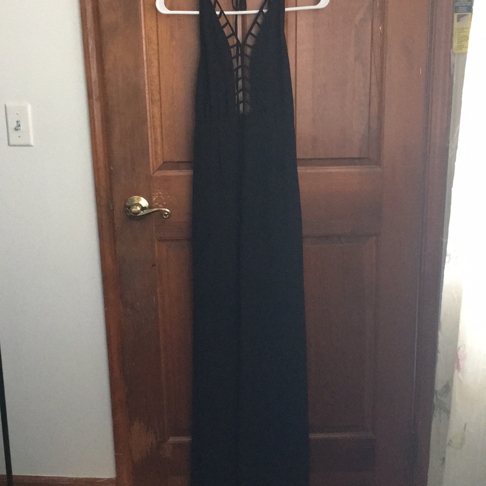 Forever 21 black maxi dress